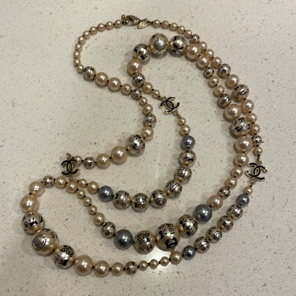 Authentic Chanel relaunch 1919 pearl necklace - Picture 12 of 16